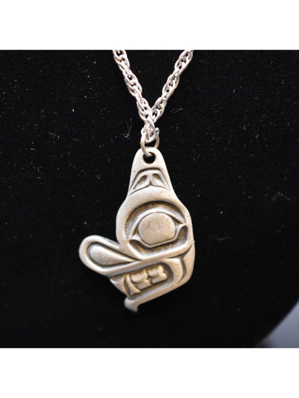 Silver-Tone Tribal Design Pendant Necklace With Chain 20" Length - Vintage Look